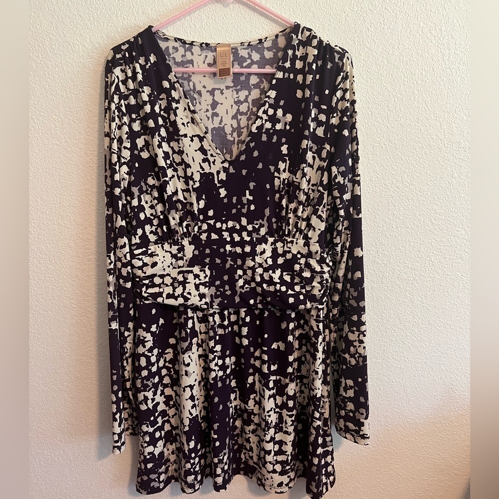🥞 Long Elegant Legs Purple Tunic Size Medium